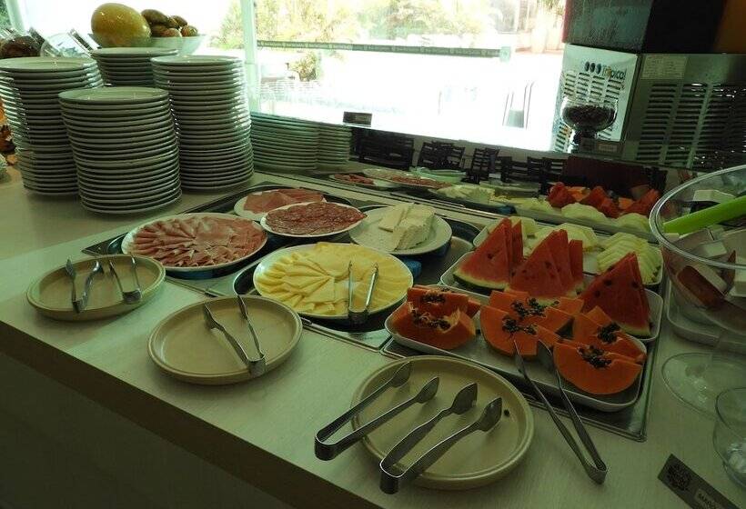 ホテル Binder Quality Inn