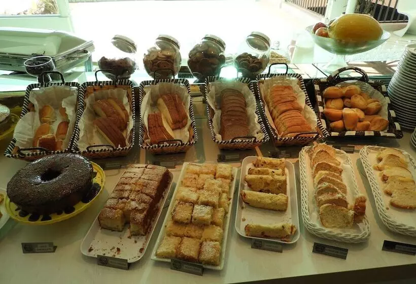 호텔 Binder Quality Inn