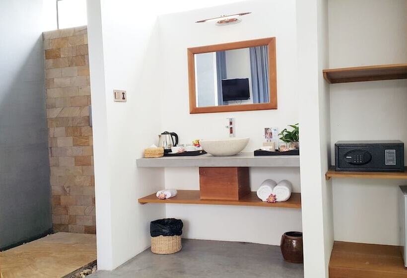 هتل Chez Moi Suite And Spa