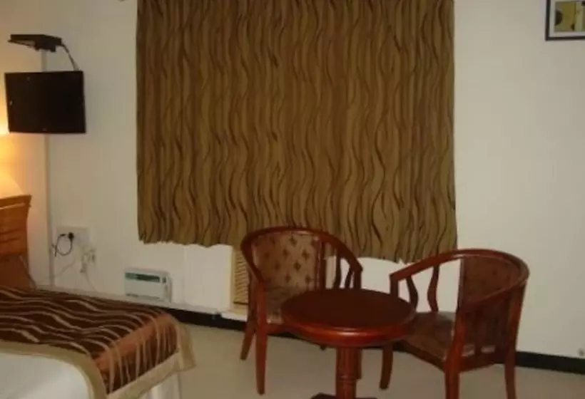 Hotelli Executive Comfort Guest House St. Mary's Road