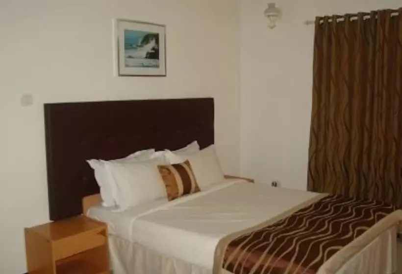 Hotelli Executive Comfort Guest House St. Mary's Road
