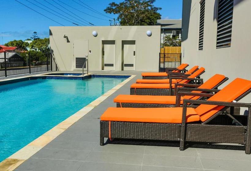 ホテル Gladstone Central Plaza Official