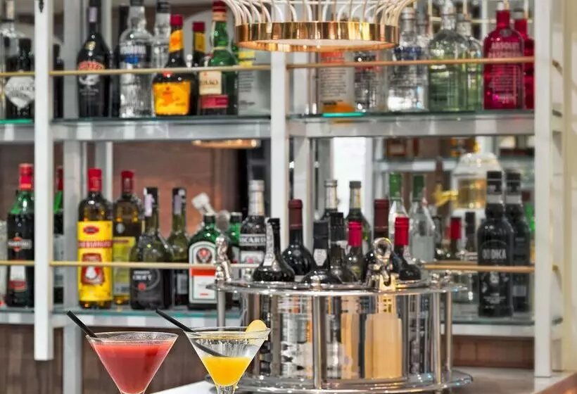 Hotel H10 Duque De Loule