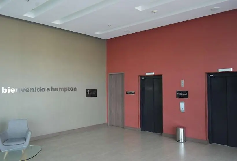 ホテル Hampton By Hilton Valledupar