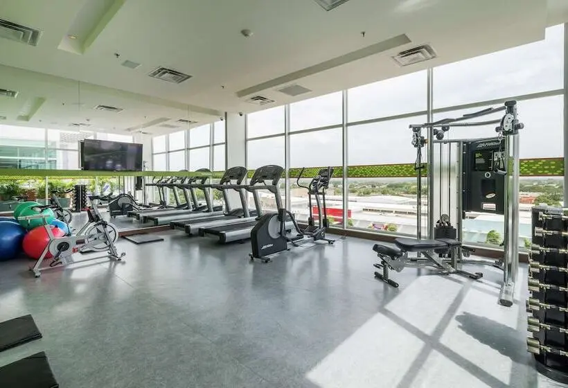 ホテル Hampton By Hilton Valledupar