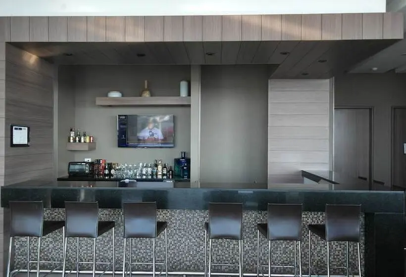 ホテル Hampton By Hilton Valledupar