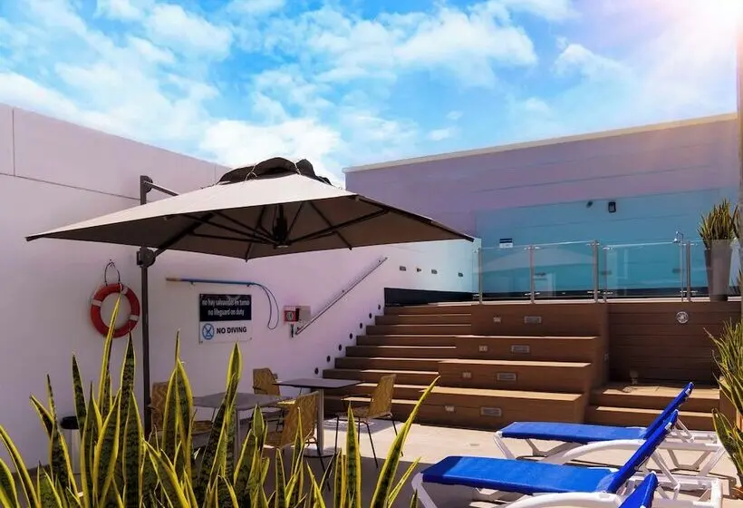 ホテル Hampton By Hilton Valledupar