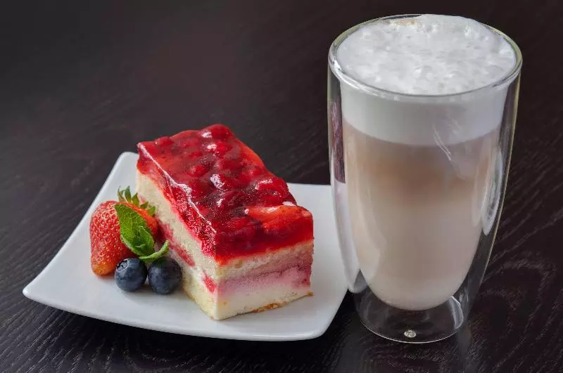 هتل Holiday Inn Dresden   Am Zwinger, An Ihg