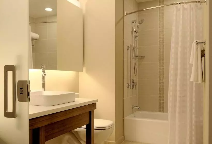 هتل Hyatt Place Manati