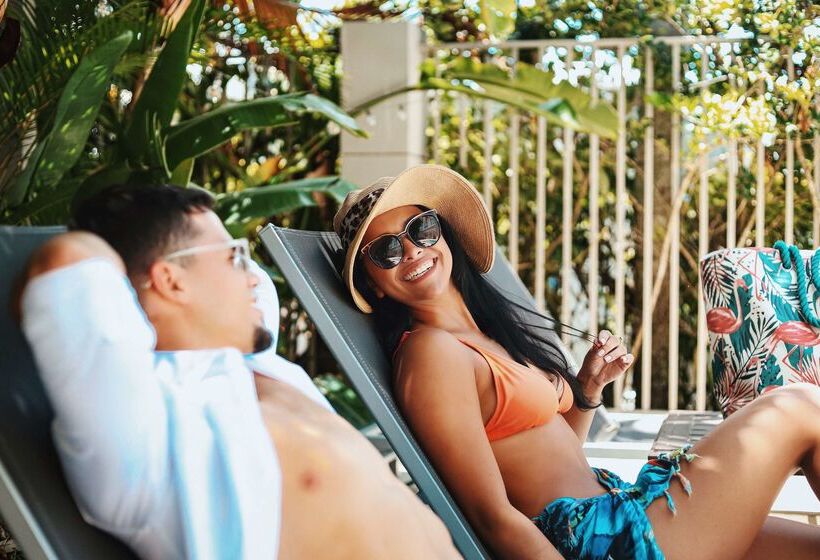 هتل Hyatt Place Manati