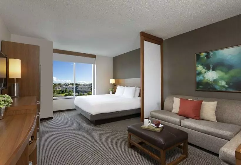 هتل Hyatt Place Manati