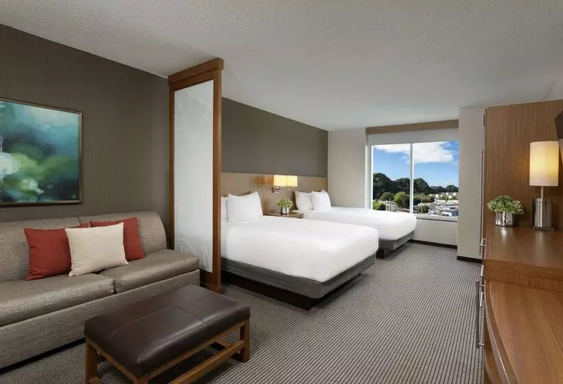 هتل Hyatt Place Manati