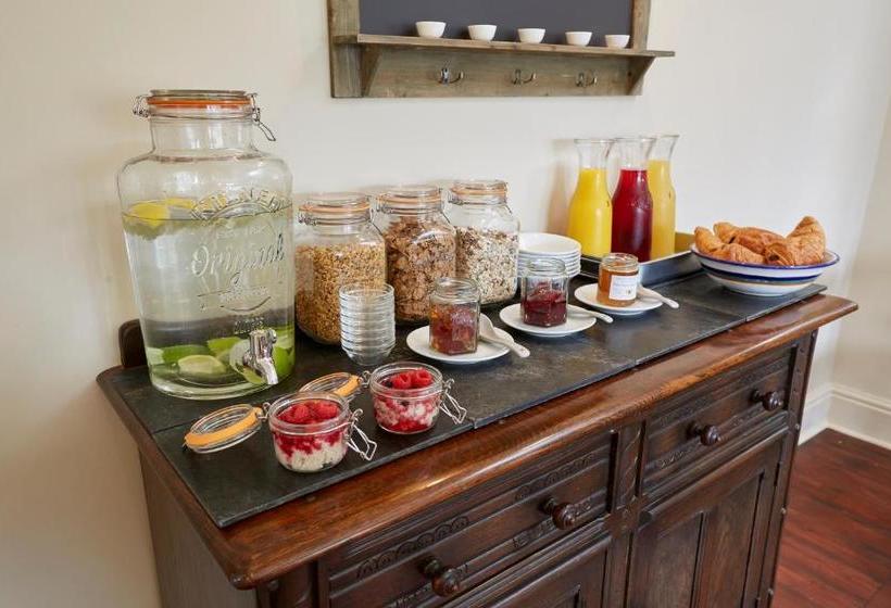 호텔 Lyndhurst House