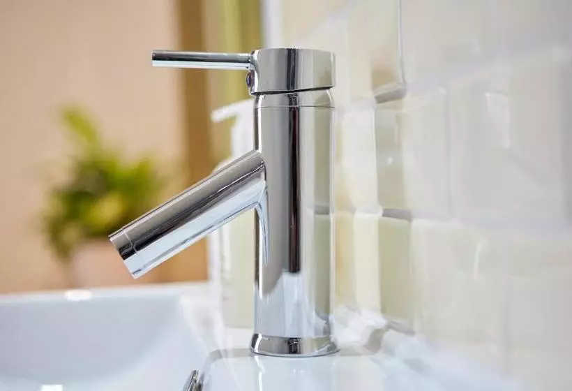 Hotel Lyndhurst House