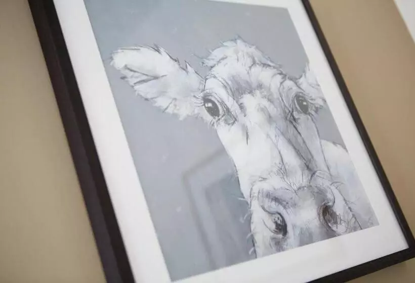 Hotel Lyndhurst House