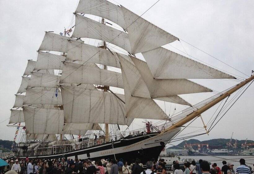 فندق Marine World