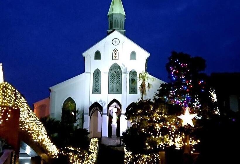 فندق Marine World