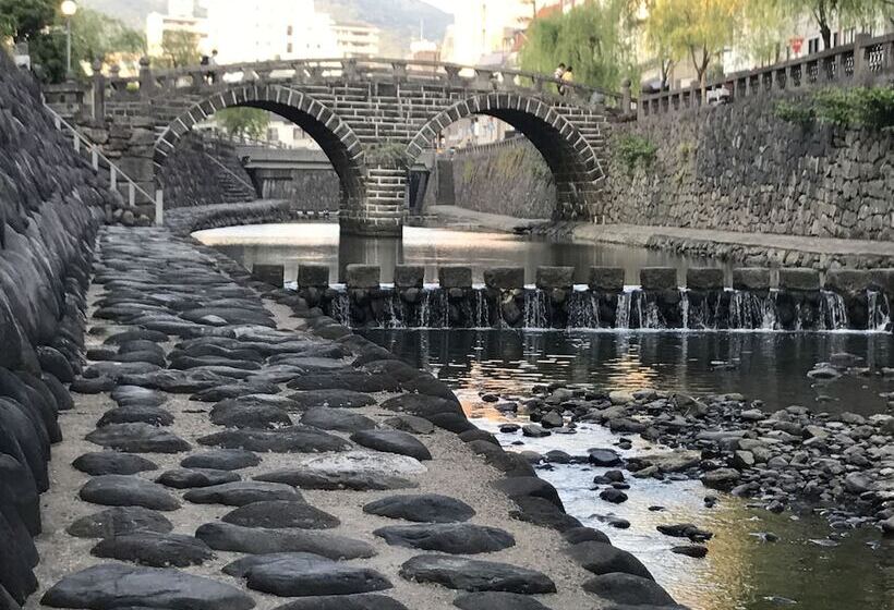فندق Marine World