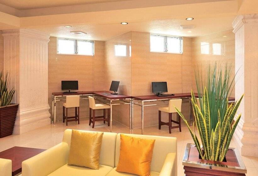 فندق Marine World