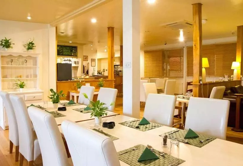 هتل Peresteda Apartments