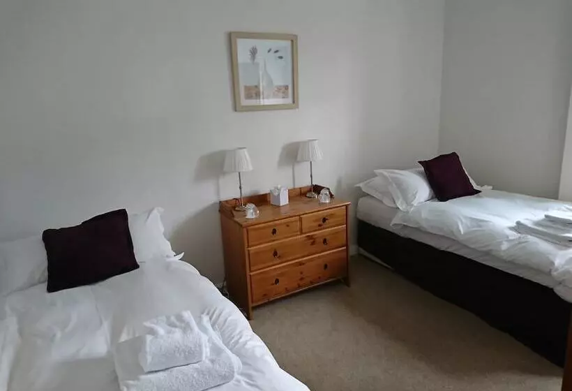 هتل Peresteda Apartments