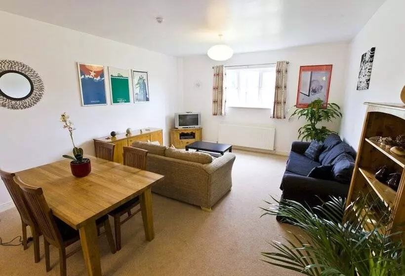 هتل Peresteda Apartments