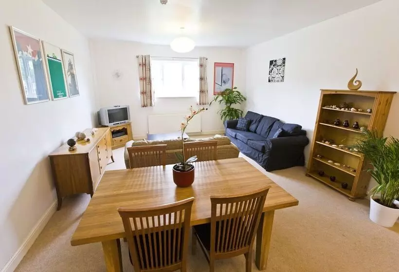 هتل Peresteda Apartments