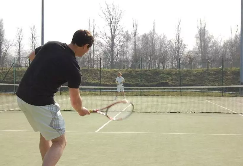 هتل Peresteda Apartments