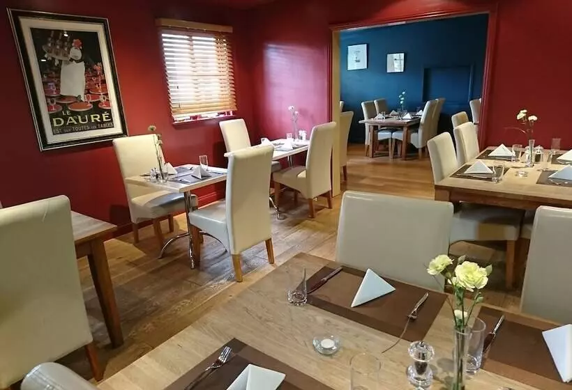 هتل Peresteda Apartments