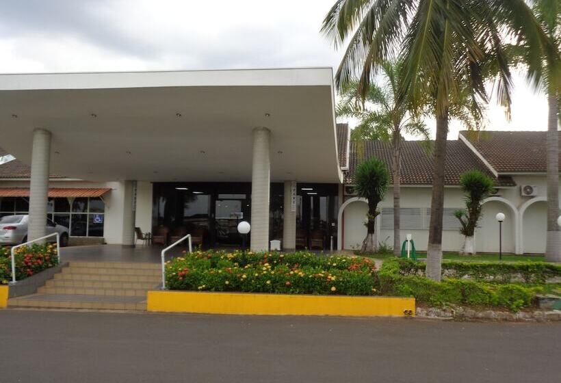 酒店 Rio Claro Plaza