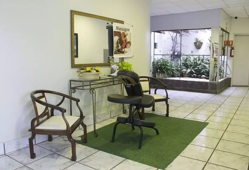 호텔 Rio Claro Plaza