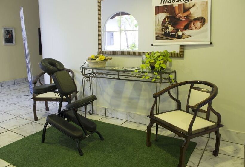 酒店 Rio Claro Plaza