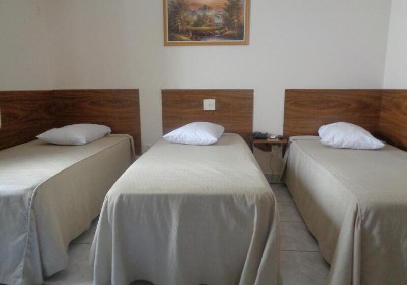 酒店 Rio Claro Plaza