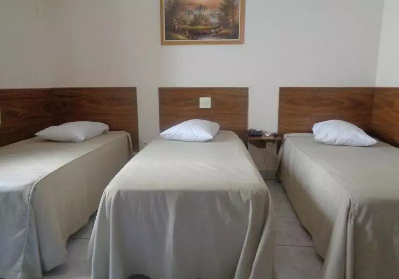 호텔 Rio Claro Plaza