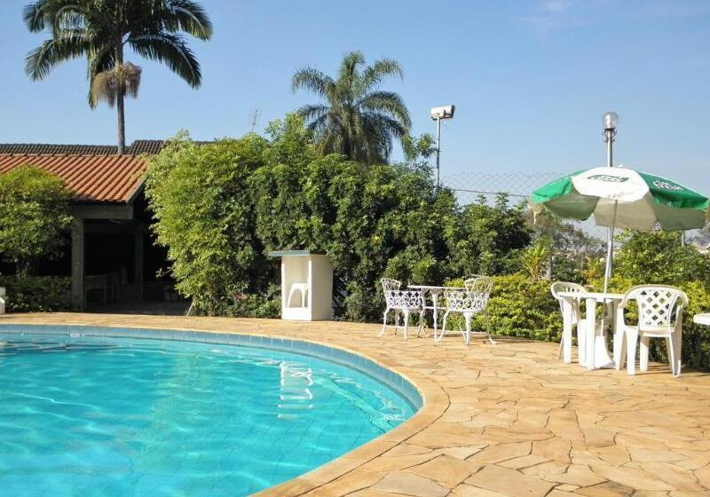 酒店 Rio Claro Plaza