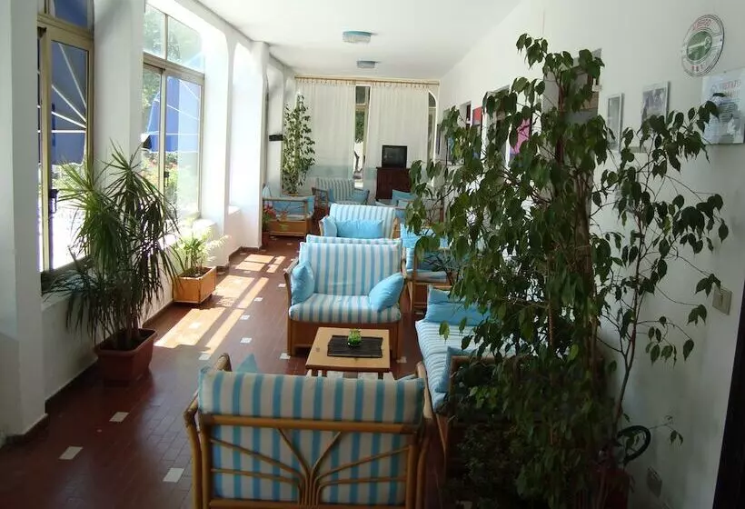 בית מלון כפרי Sandalyon