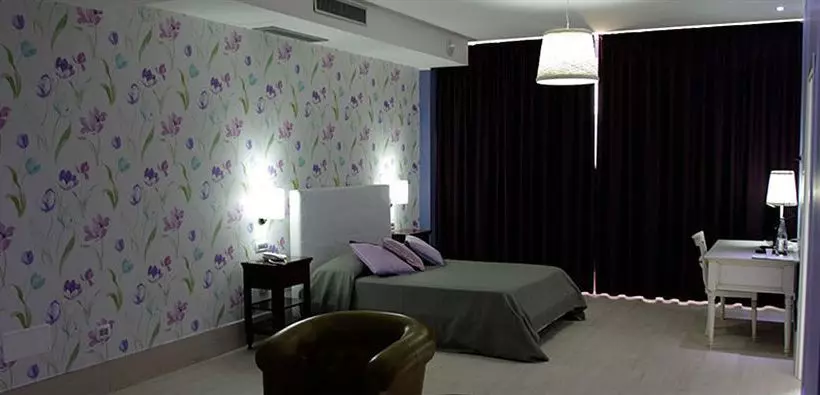 Отель Smeraldo Wellness Resort