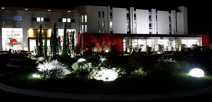 Отель Smeraldo Wellness Resort