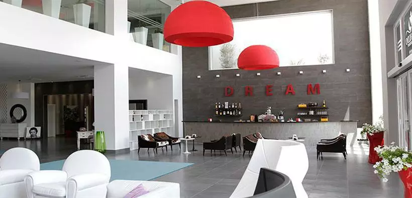 Отель Smeraldo Wellness Resort