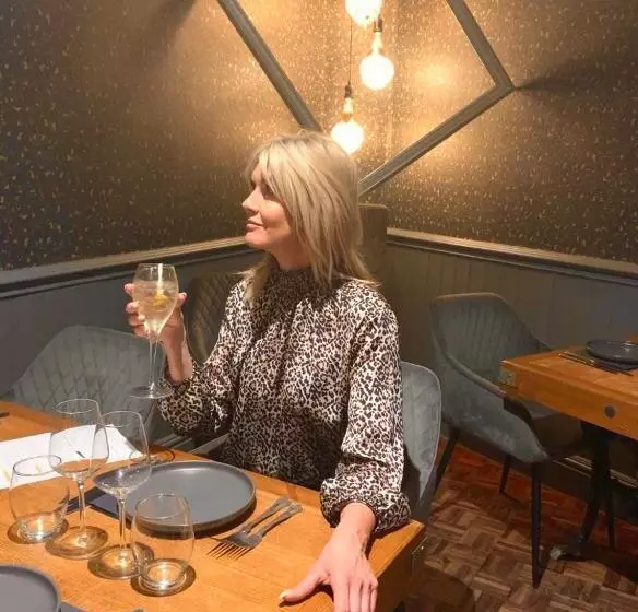 בית מלון כפרי The Curious Fox