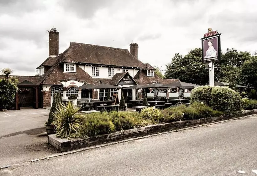 ホテル The Princess Royal