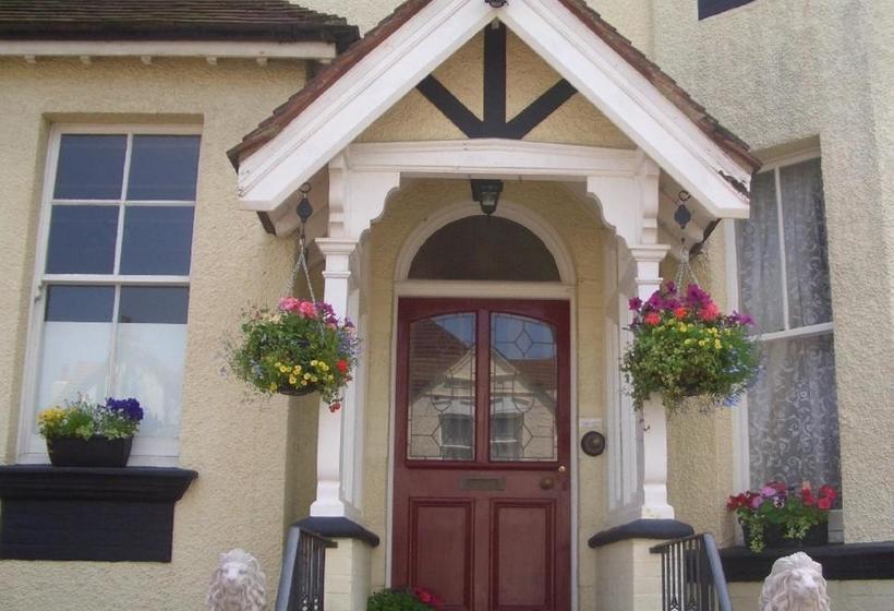 فندق The Sea Spirit Guest House