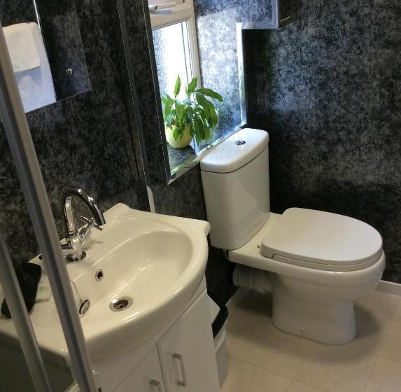 Отель The Westbourne Guest House