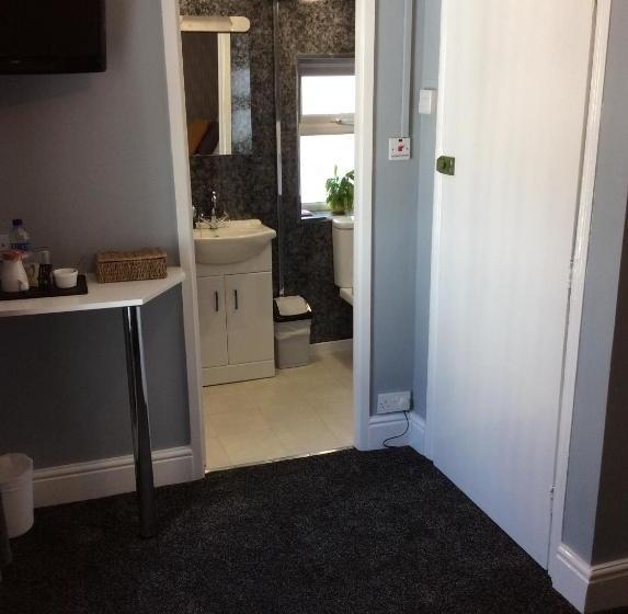 Отель The Westbourne Guest House