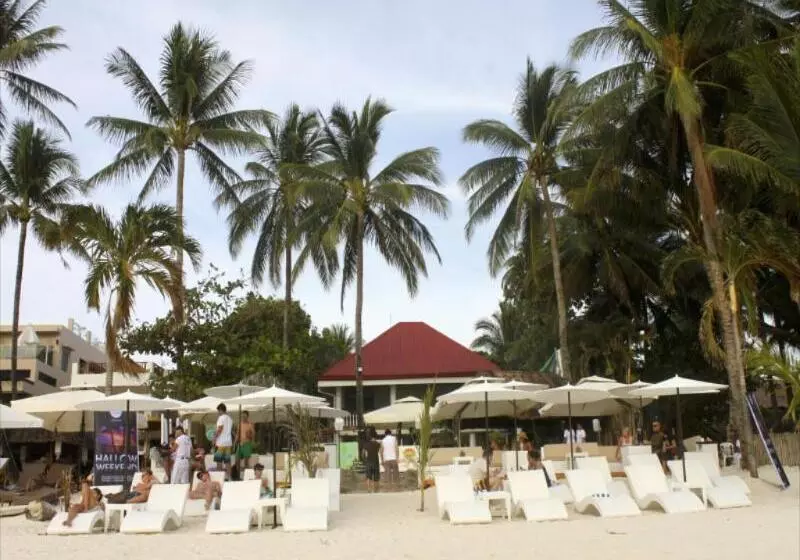 Hotel White House Beach Resort