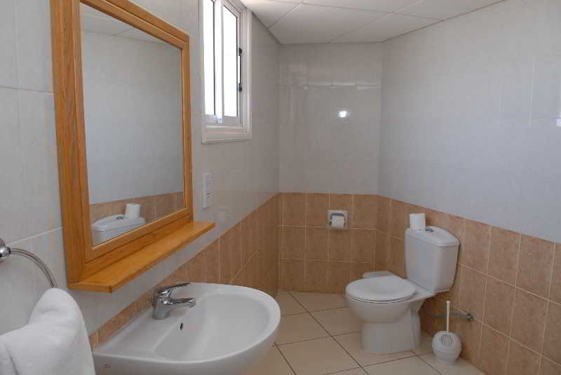 Maistrali Beach Hotel Apts