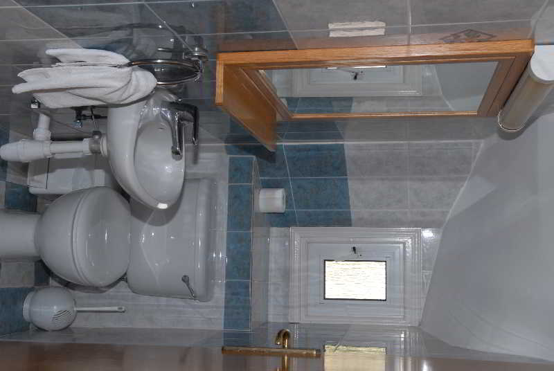 Maistrali Beach Hotel Apts