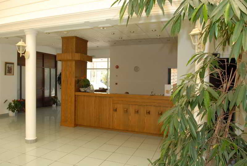 Maistrali Beach Hotel Apts