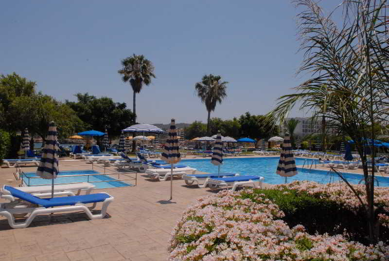 Maistrali Beach Hotel Apts