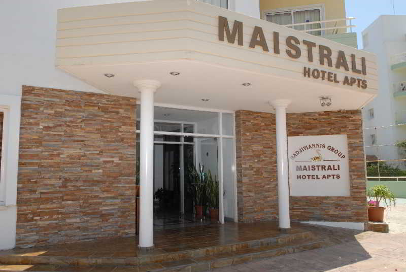 Maistrali Beach Hotel Apts